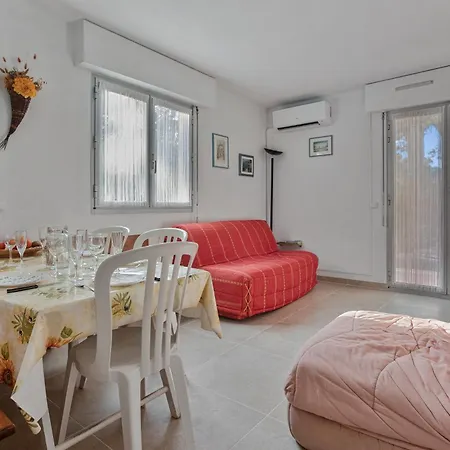 Estivales 2 아파트 *